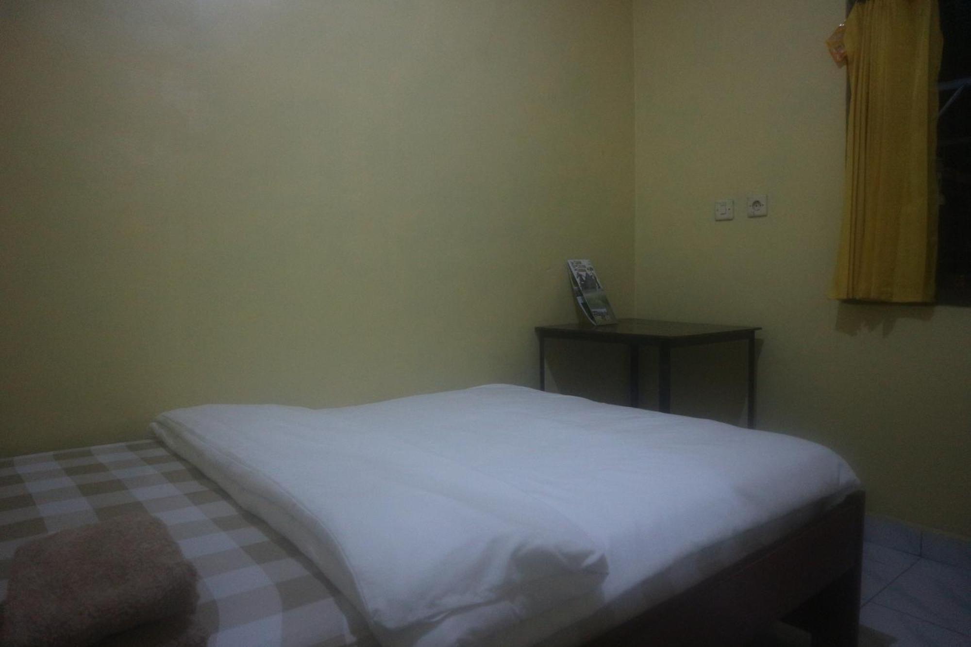 Tange Guest House Ruteng Dış mekan fotoğraf