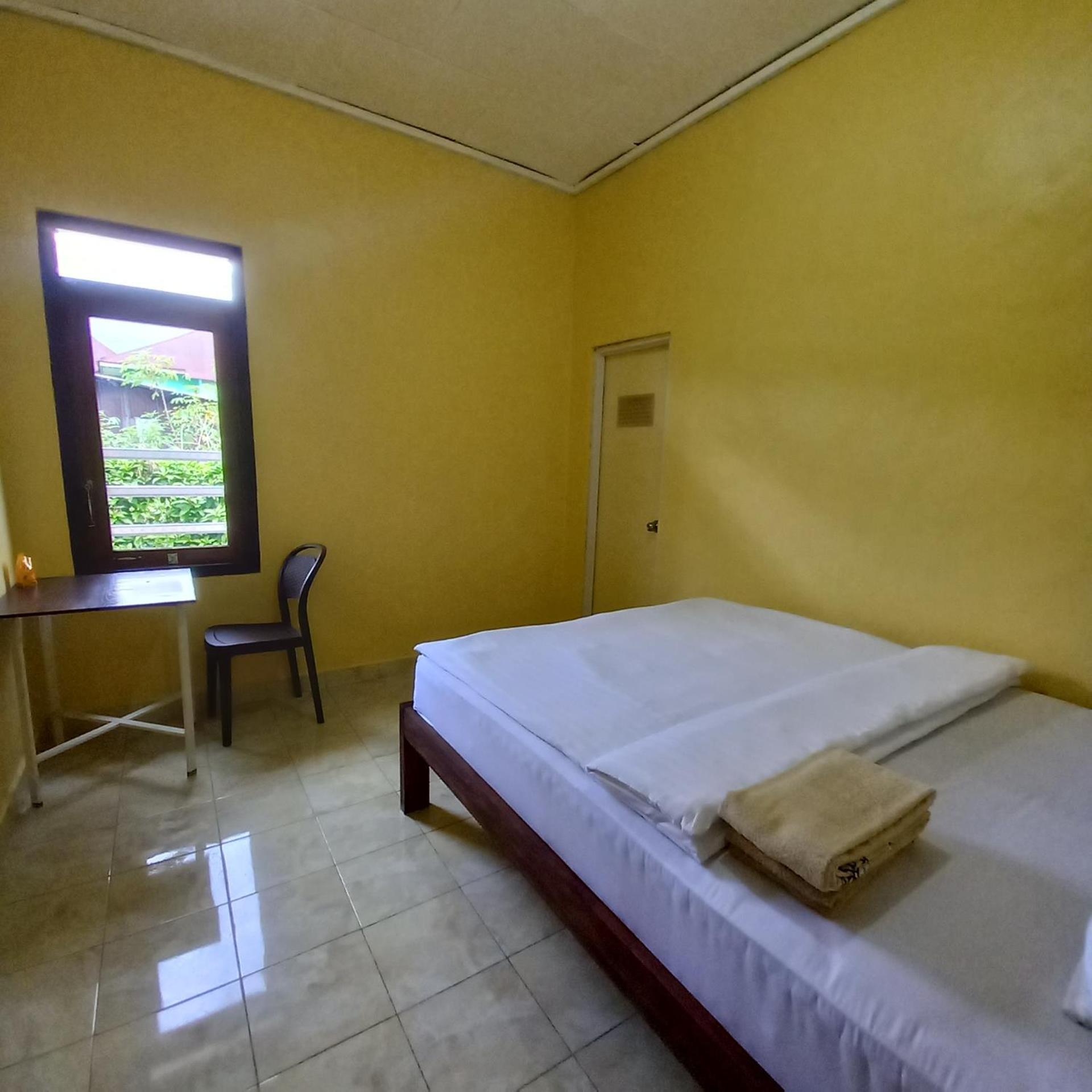 Tange Guest House Ruteng Dış mekan fotoğraf